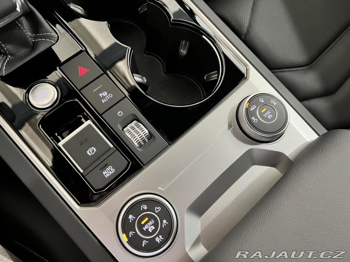 Volkswagen Touareg 3.0 TDI 210kW R-LINE EXCL 2024
