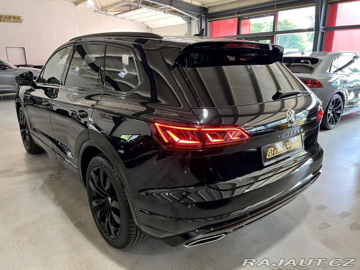 Volkswagen Touareg 3.0 TDI 210kW R-LINE EXCL 2024
