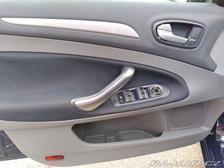 Ford Mondeo combi 2.0 TDCI TREND AC 2009