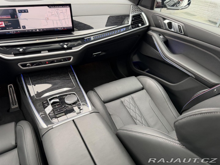 BMW X7 40XD 250kW M-PAKET NZN R2 2024