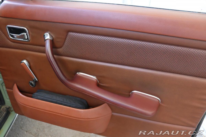 Mercedes-Benz Ostatní modely 115 W115 230.4 manuál 1974