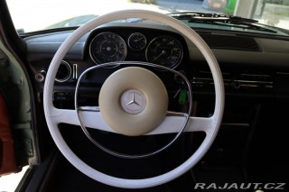 Mercedes-Benz Ostatní modely 115 W115 230.4 manuál 1974