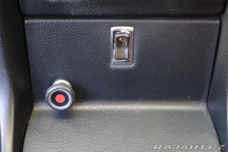 Mercedes-Benz Ostatní modely 115 W115 230.4 manuál 1974