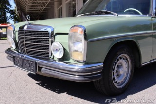 Mercedes-Benz Ostatní modely 115 W115 230.4 manuál 1974