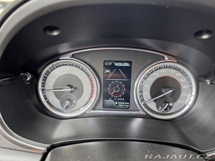Suzuki Vitara 1.4 Hybrid-4x4-1.MAJ.-PAN 2020