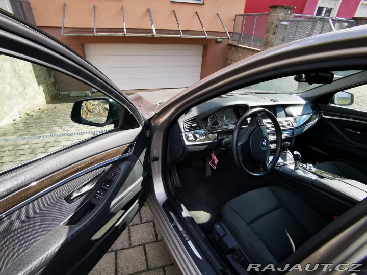 BMW 5 530D XDRIVE TOURING F11 1 2011