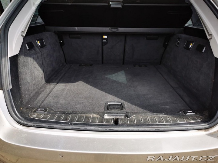 BMW 5 530D XDRIVE TOURING F11 1 2011