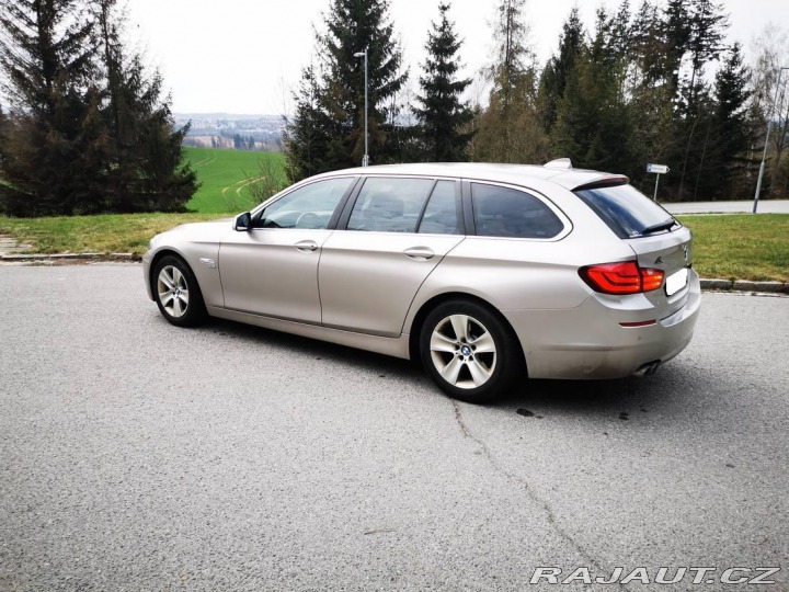 BMW 5 530D XDRIVE TOURING F11 1 2011