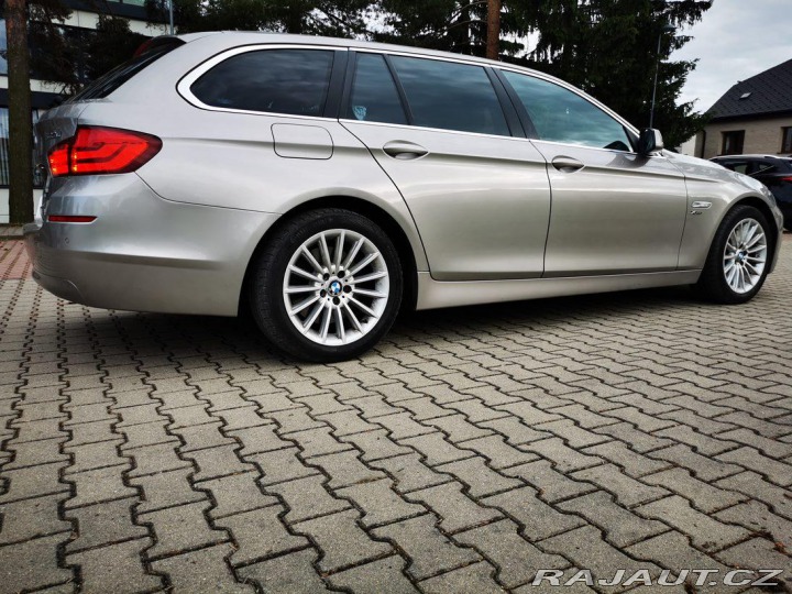 BMW 5 530D XDRIVE TOURING F11 1 2011