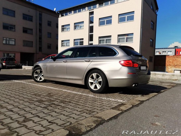 BMW 5 530D XDRIVE TOURING F11 1 2011