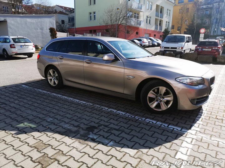 BMW 5 530D XDRIVE TOURING F11 1 2011