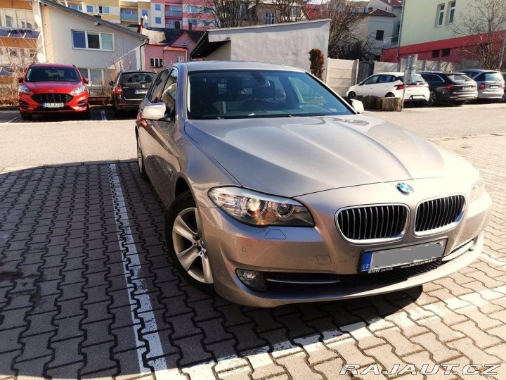 BMW 5 530D XDRIVE TOURING F11 1 2011