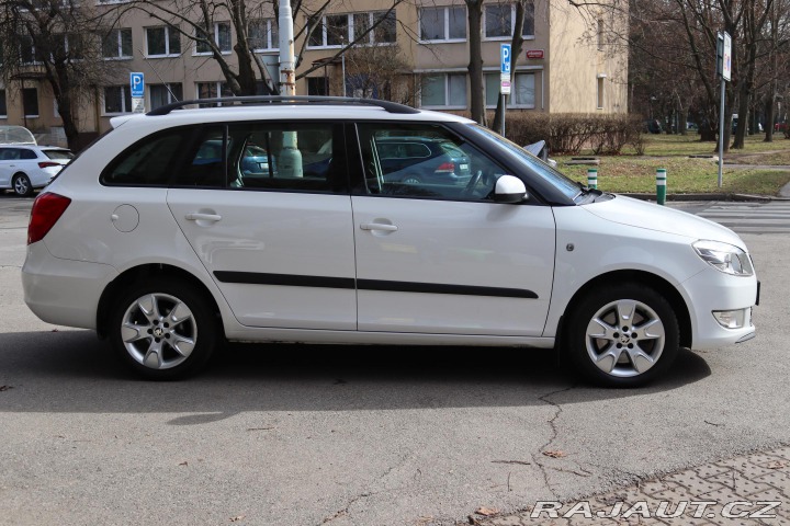 Škoda Fabia COMBI 1.2TSI DSG ELEGANCE 2010