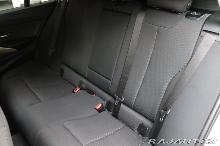 BMW 3 318D TOURING F31 110kW 2018