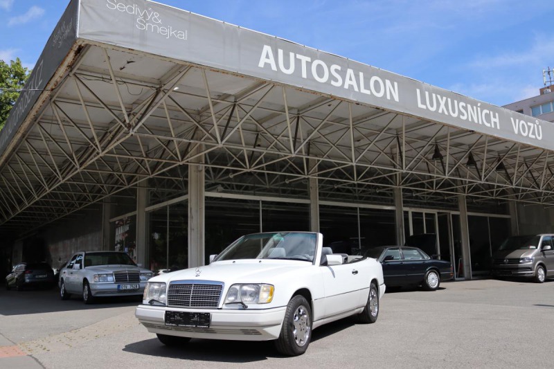 Mercedes-Benz 124 E320 CABRIO 162kW