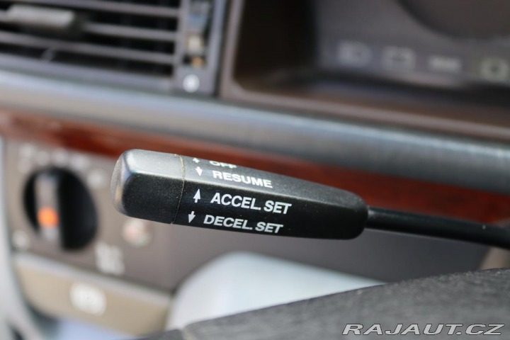 Mercedes-Benz 124 E320 CABRIO 162kW 1995