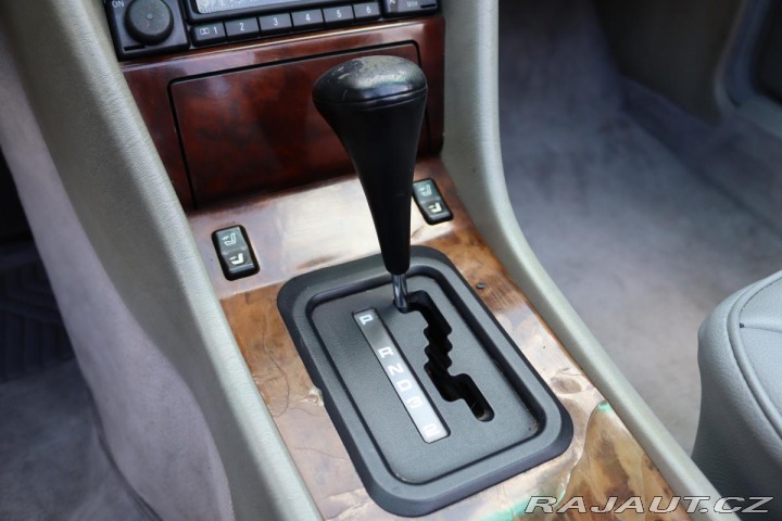 Mercedes-Benz 124 E320 CABRIO 162kW 1995