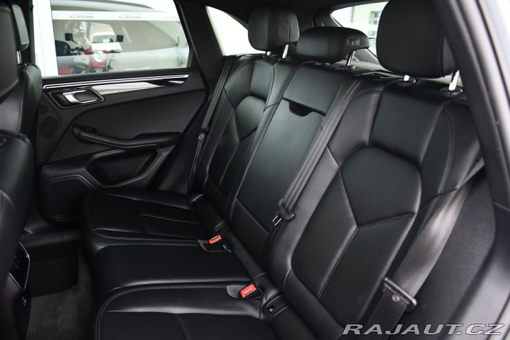 Porsche Macan S 3.0V6 260kW PANO 2021