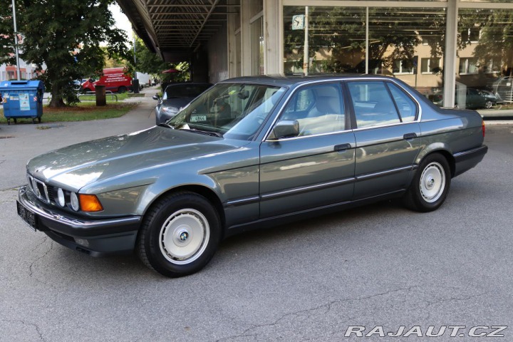 BMW 7 750i V12 E32 220kW 1989