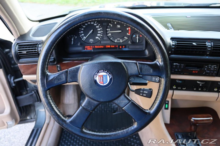 BMW 7 750i V12 E32 220kW 1989