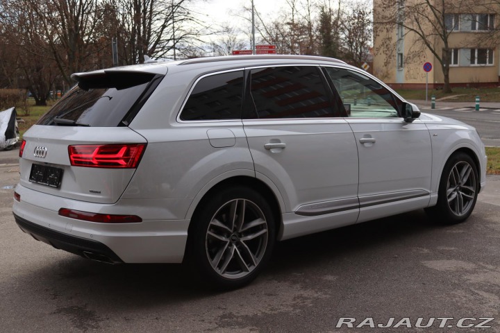Audi Q7 3.0TDI V6 210kW S-LINE 7 2018