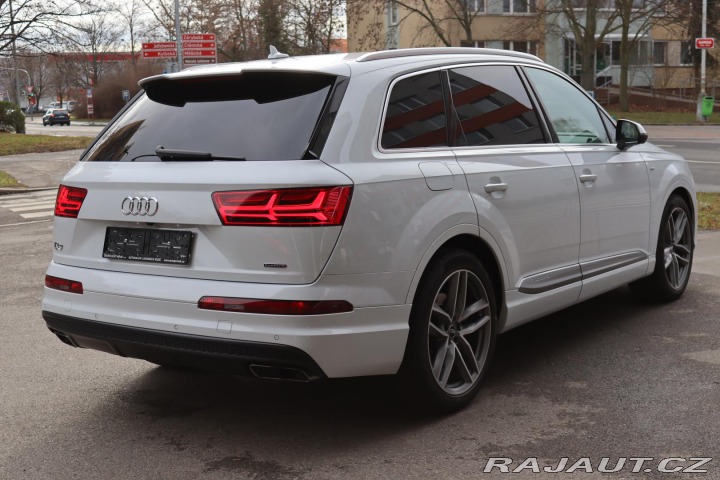 Audi Q7 3.0TDI V6 210kW S-LINE 7 2018