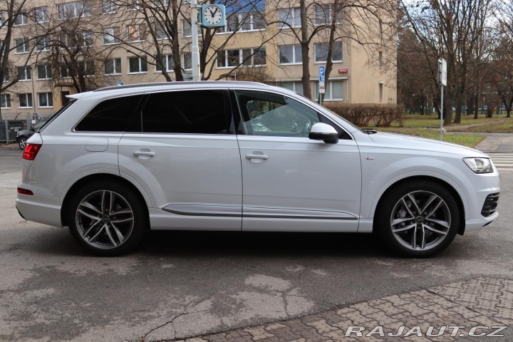 Audi Q7 3.0TDI V6 210kW S-LINE 7 2018