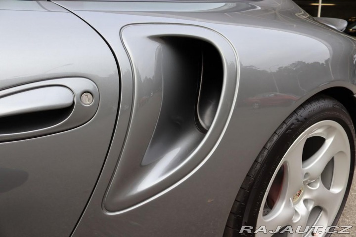 Porsche 911 996 3.6 TURBO COUPE 309kW 2001