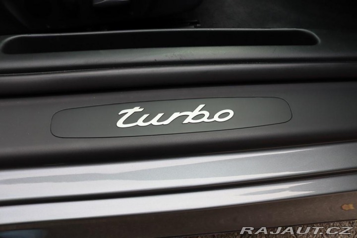 Porsche 911 996 3.6 TURBO COUPE 309kW 2001