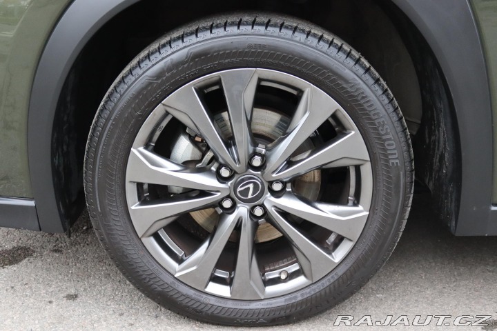 Lexus Ostatní modely UX 250h F-SPORT DESIGN 2.0 135kW 2023