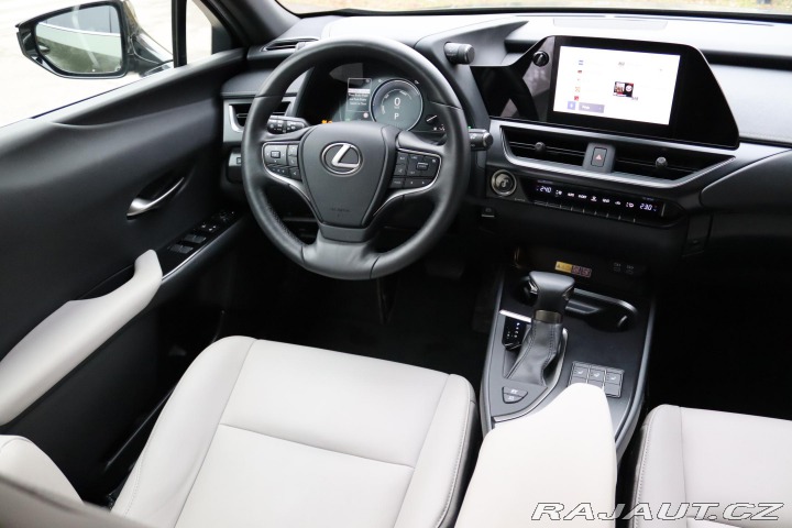 Lexus Ostatní modely UX 250h F-SPORT DESIGN 2.0 135kW 2023