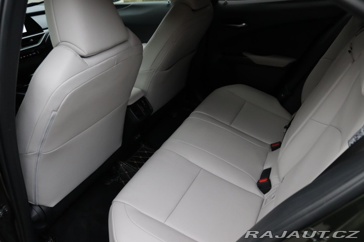 Lexus Ostatní modely UX 250h F-SPORT DESIGN 2.0 135kW 2023