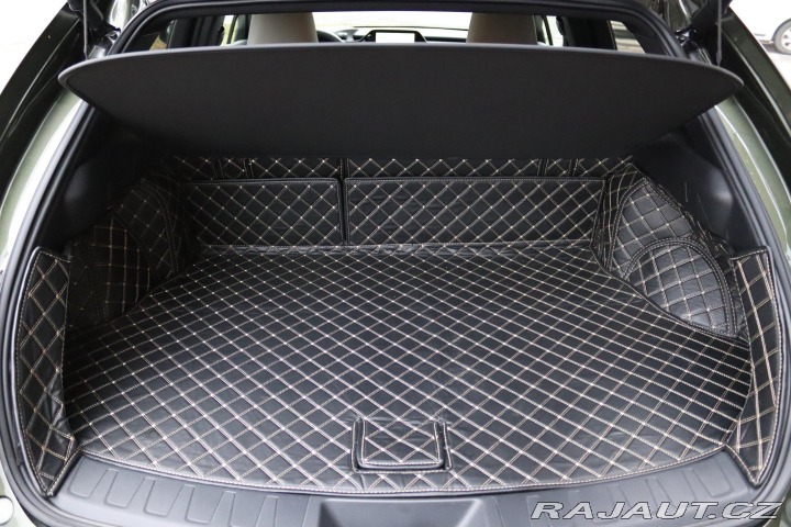 Lexus Ostatní modely UX 250h F-SPORT DESIGN 2.0 135kW 2023
