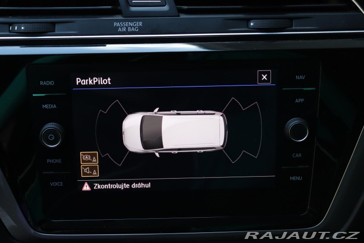 Volkswagen Touran 2.0TDI DSG 85kW 7 MÍST DP 2019