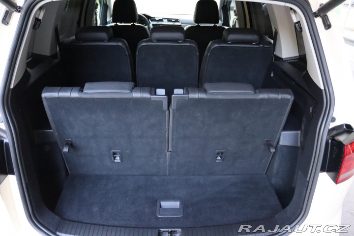 Volkswagen Touran 2.0TDI DSG 85kW 7 MÍST DP 2019