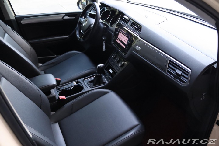 Volkswagen Touran 2.0TDI DSG 85kW 7 MÍST DP 2019
