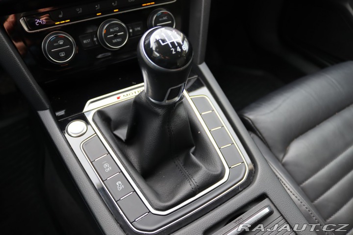 Volkswagen Passat Variant 2.0TDI 4MOTION 11 2015