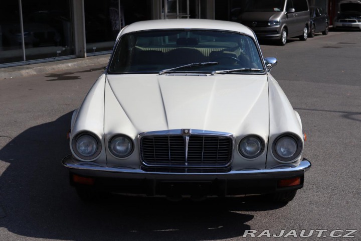 Jaguar XJ6 XJ6L 4.2 V6 125kW 1975