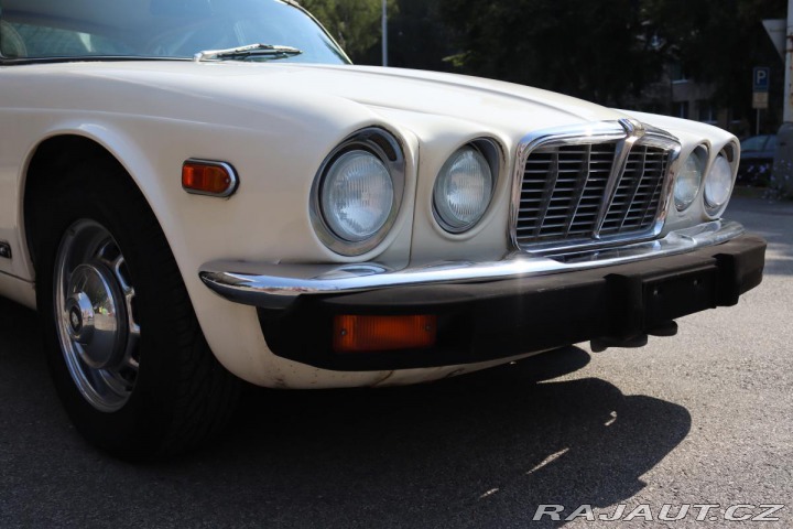 Jaguar XJ6 XJ6L 4.2 V6 125kW 1975