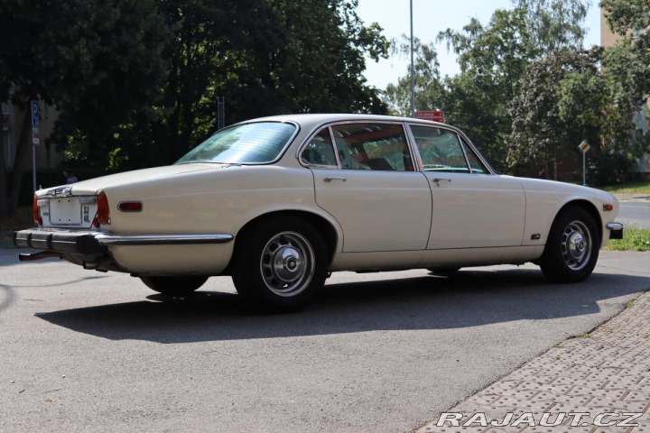 Jaguar XJ6 XJ6L 4.2 V6 125kW 1975