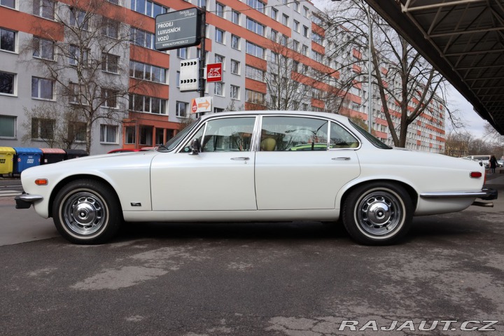 Jaguar XJ6 XJ6L 4.2 V6 125kW 1974 1974
