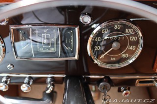 Mercedes-Benz Ostatní modely W187 220B CABRIO 1952
