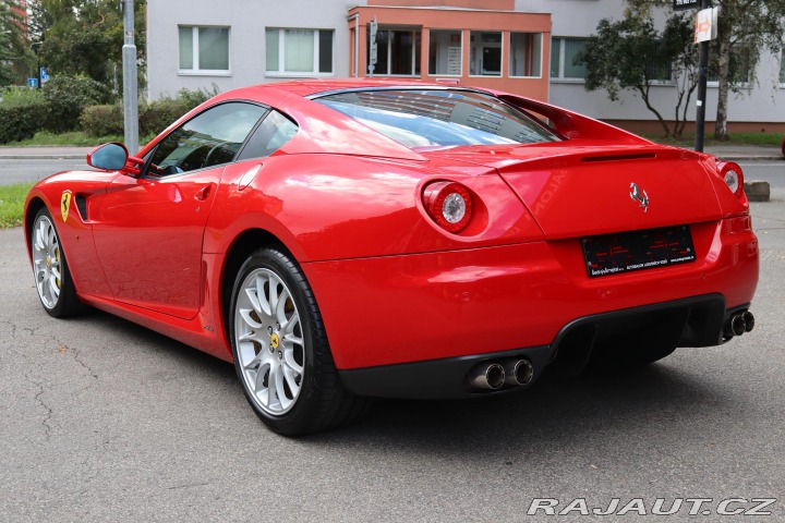 Ferrari 599 599 GTB FIORANO 6.0 V12 4 2006