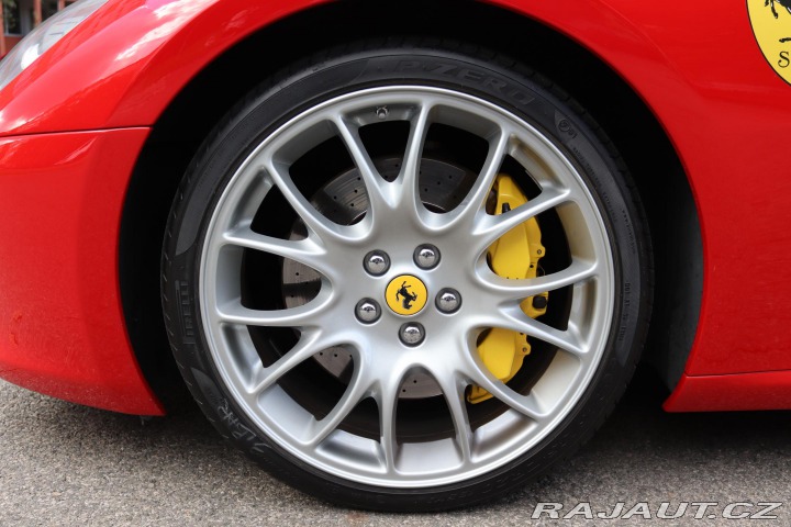 Ferrari 599 599 GTB FIORANO 6.0 V12 4 2006