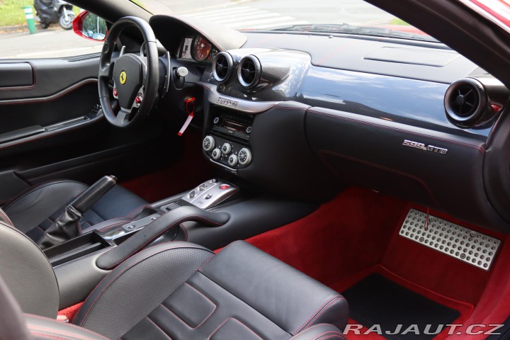 Ferrari 599 599 GTB FIORANO 6.0 V12 4 2006