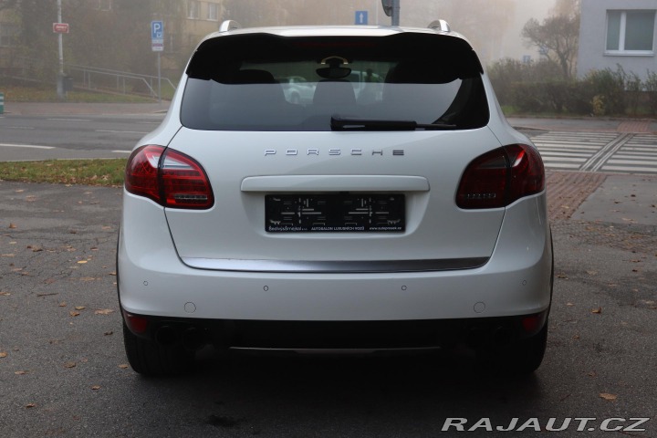 Porsche Cayenne S 4.8 V8 4X4 294kW ČR 2011