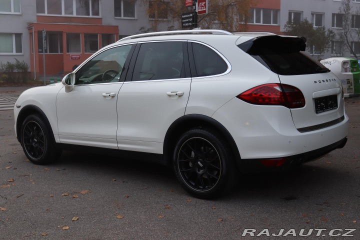 Porsche Cayenne S 4.8 V8 4X4 294kW ČR 2011