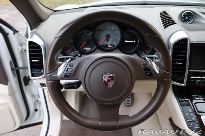 Porsche Cayenne S 4.8 V8 4X4 294kW ČR 2011