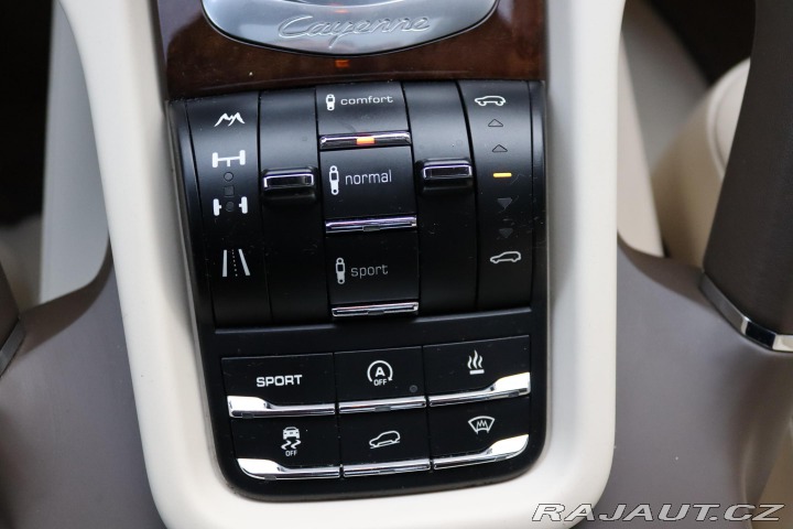 Porsche Cayenne S 4.8 V8 4X4 294kW ČR 2011