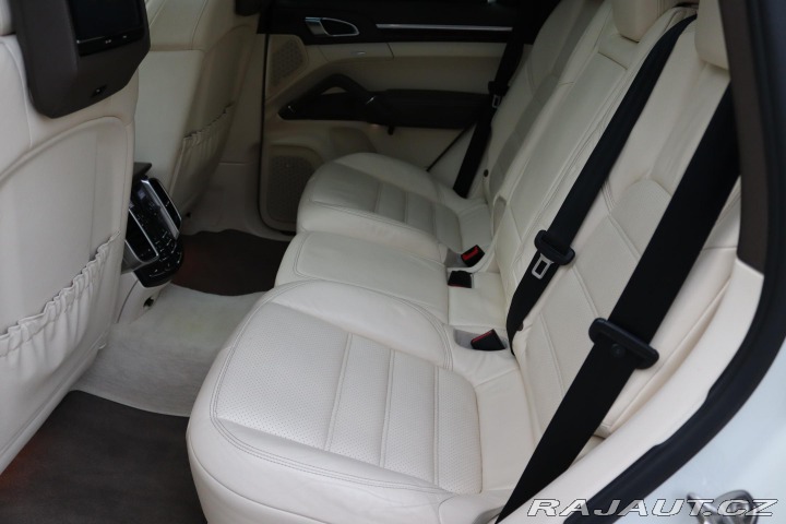 Porsche Cayenne S 4.8 V8 4X4 294kW ČR 2011